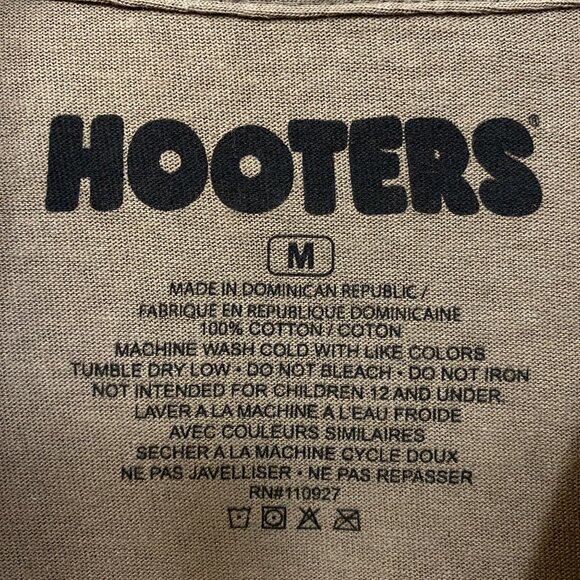 Hooters Daytona Beach Motorcycle Club T-Shirt Medium - Picture 4 of 4